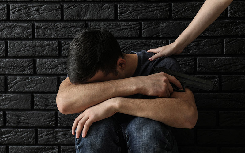 درمان افسردگی در خانه،کمک به فرد افسرده چگونه است