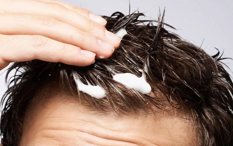برای مراقبت از موی سر کمتر از ژل مو استفاده کنید
