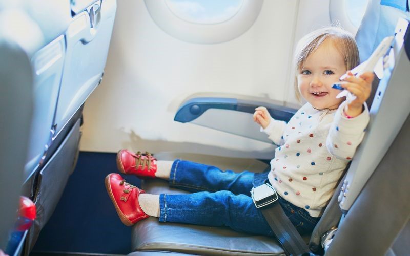 آیا پرواز با هواپیما برای نوزاد خطرناک است؟